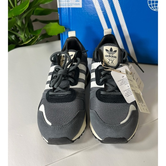 NEW ADIDAS* “ZX 700 HD” - Picture 5 of 16